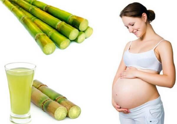Mang thai 3 tháng đầu có nên uống nước mía không?